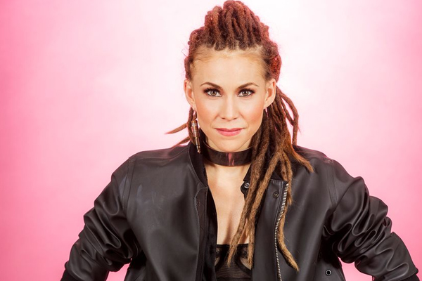 Mariette-lyrics-text-A-Million-Years