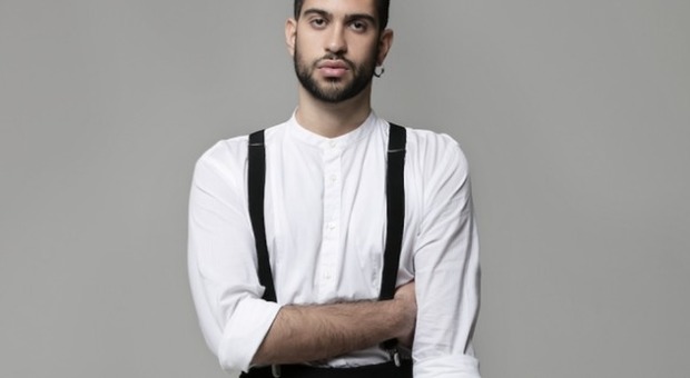 4277667_2052_mahmood