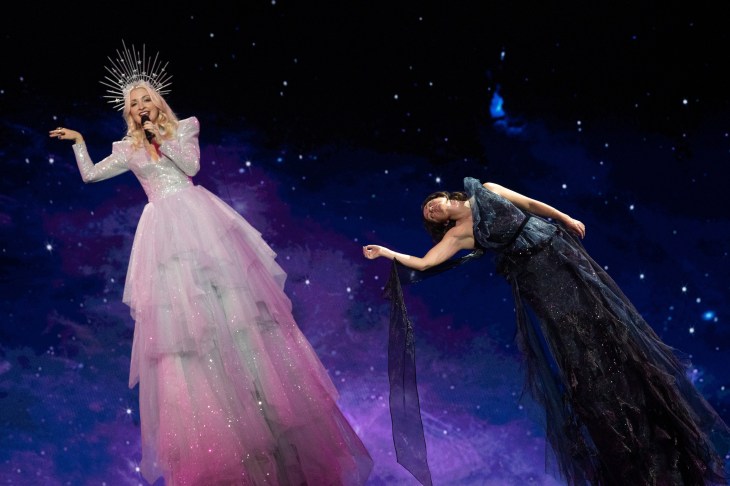 8da53be8-9db2-4db0-8cff-6a9709ae53d4